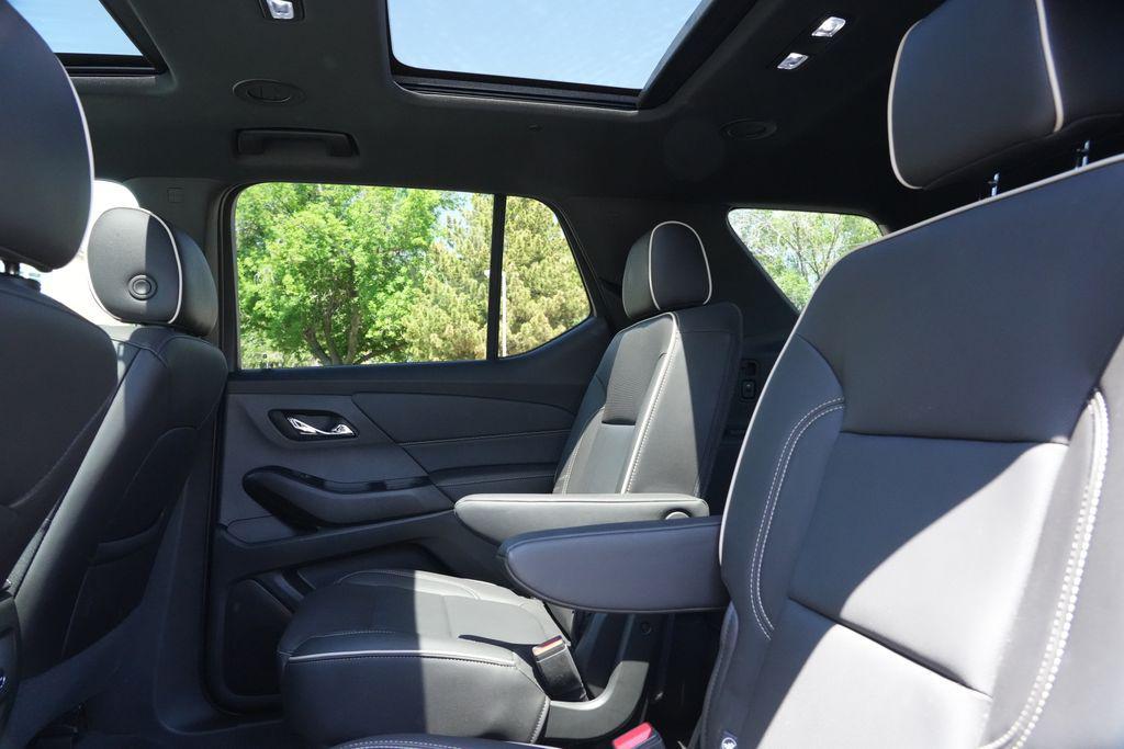 used 2023 Chevrolet Traverse car, priced at $37,495