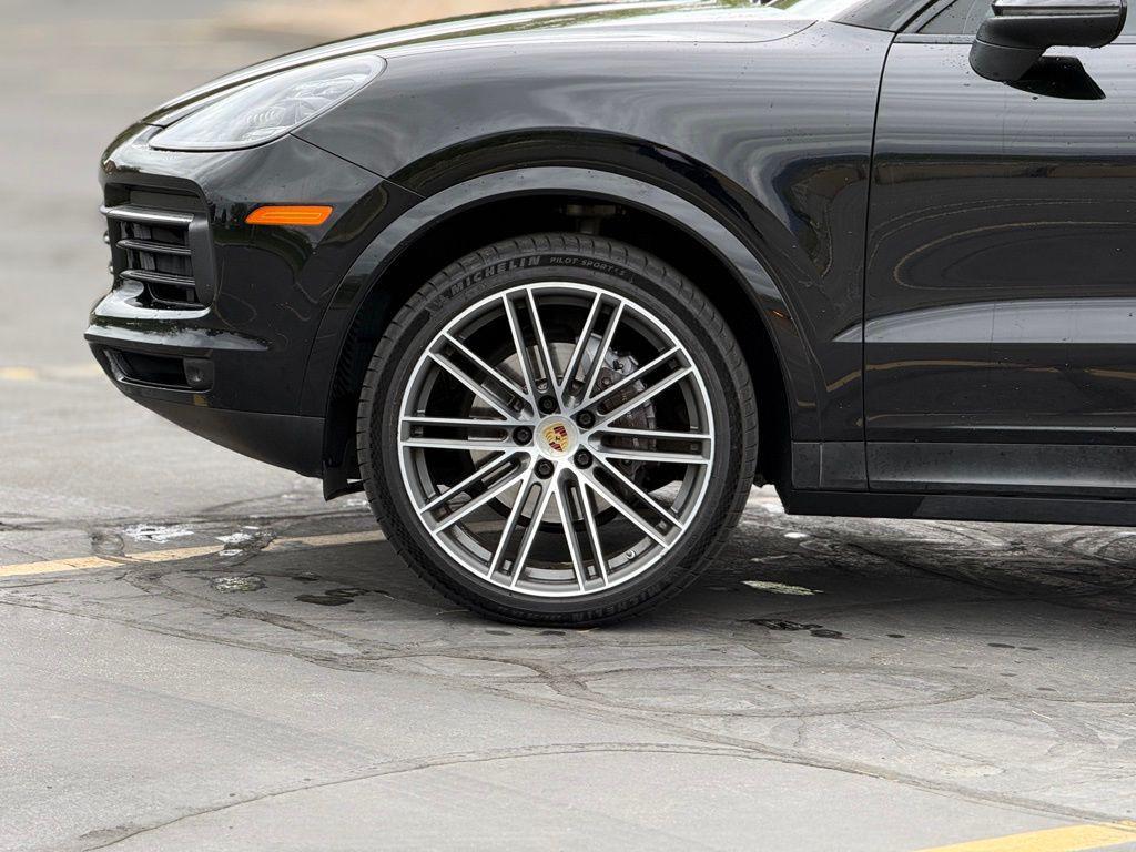 used 2020 Porsche Cayenne car, priced at $39,995