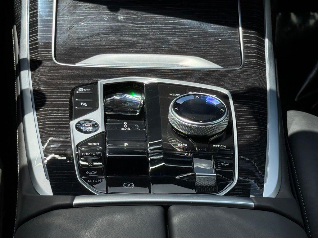 used 2025 BMW X7 car, priced at $80,995