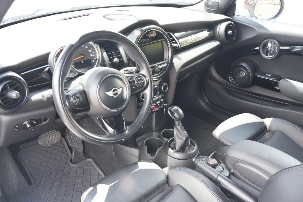used 2018 MINI Hardtop car, priced at $17,494