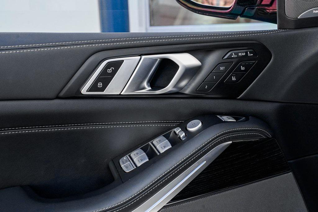 used 2025 BMW X7 car