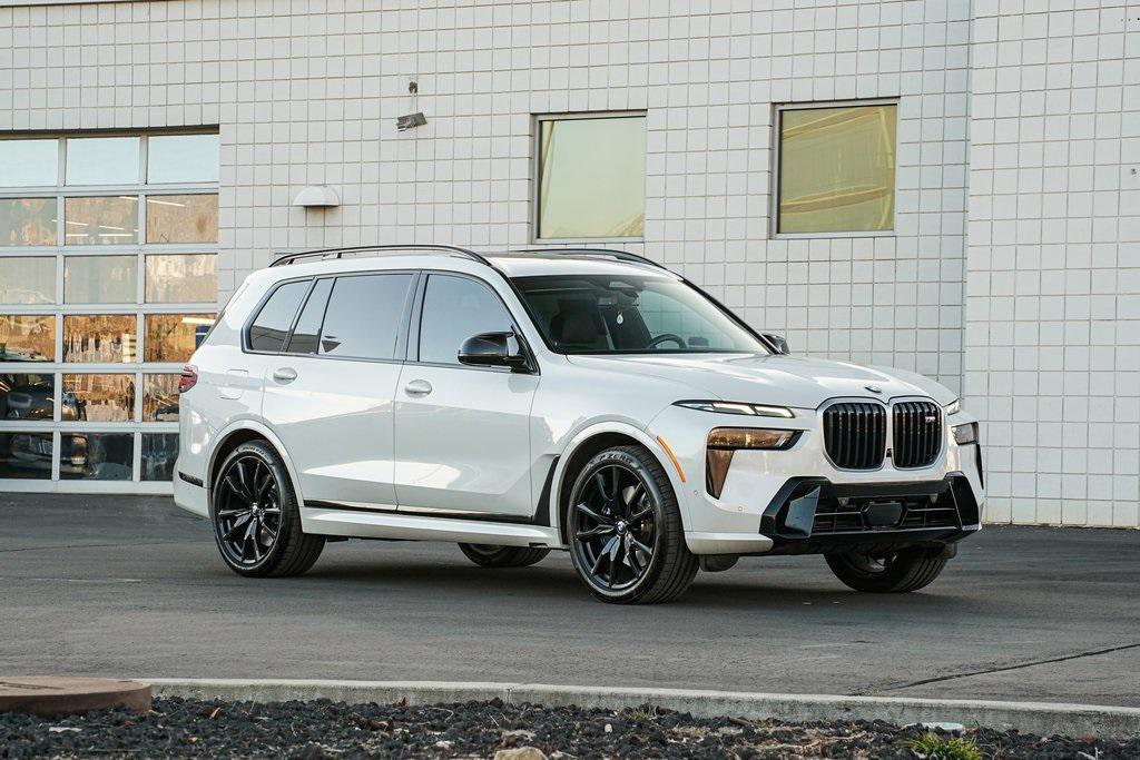 used 2025 BMW X7 car