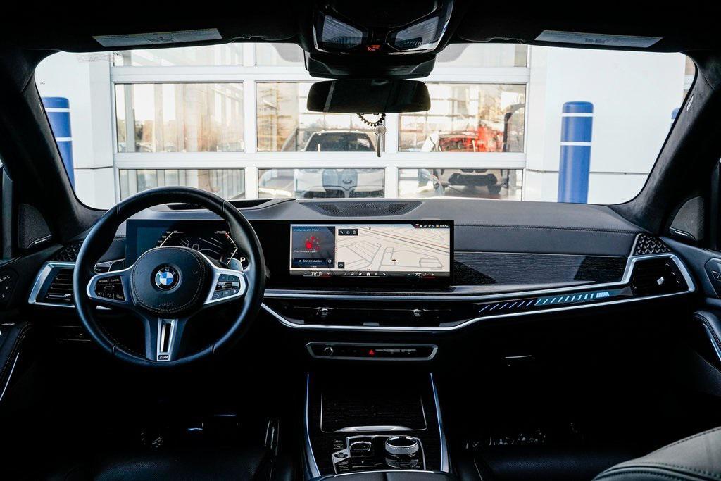 used 2025 BMW X7 car