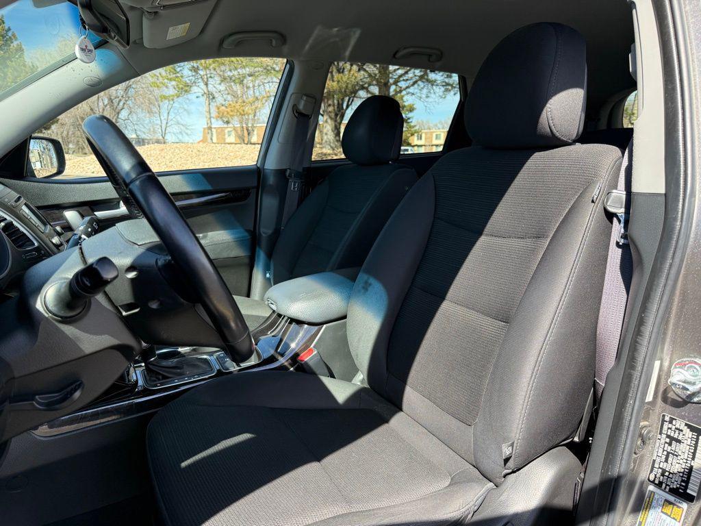 used 2015 Kia Sorento car, priced at $8,495