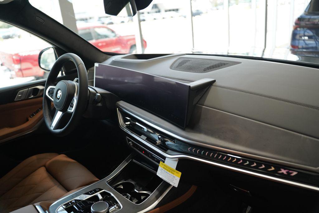 new 2027 BMW X7 car, priced at $101,000