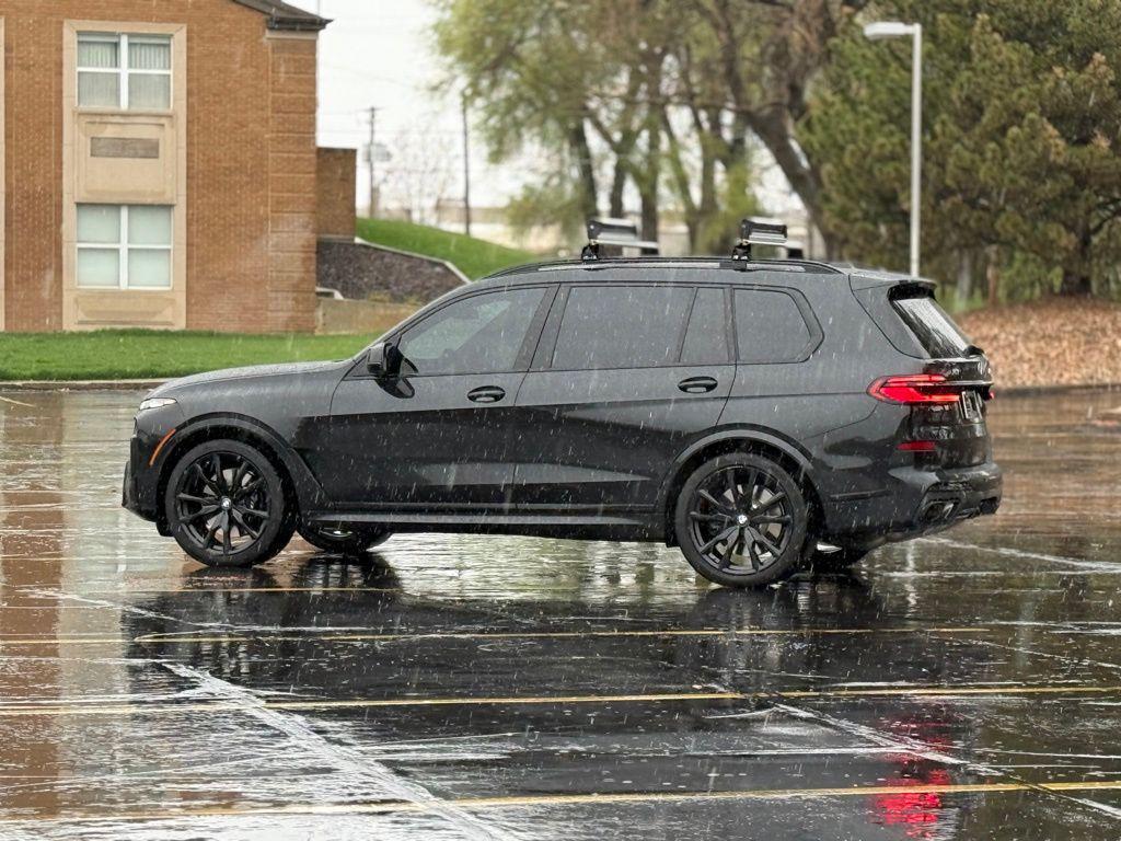 used 2024 BMW X7 car, priced at $80,995