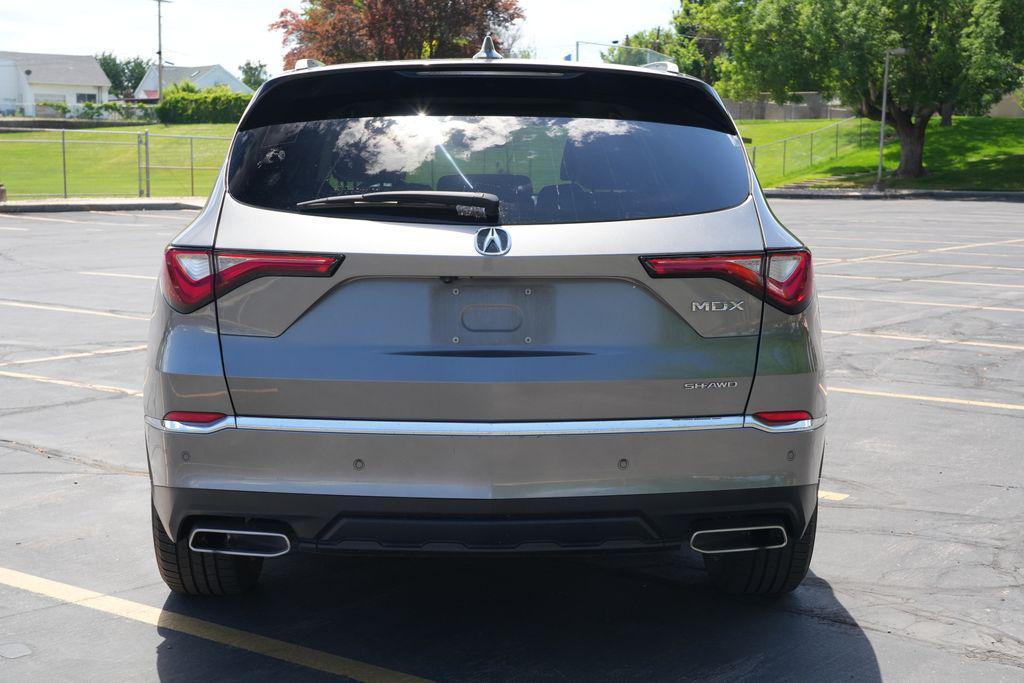 used 2022 Acura MDX car, priced at $31,495