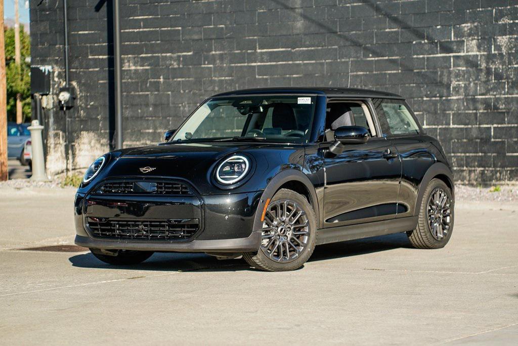 used 2025 MINI Hardtop car, priced at $32,980