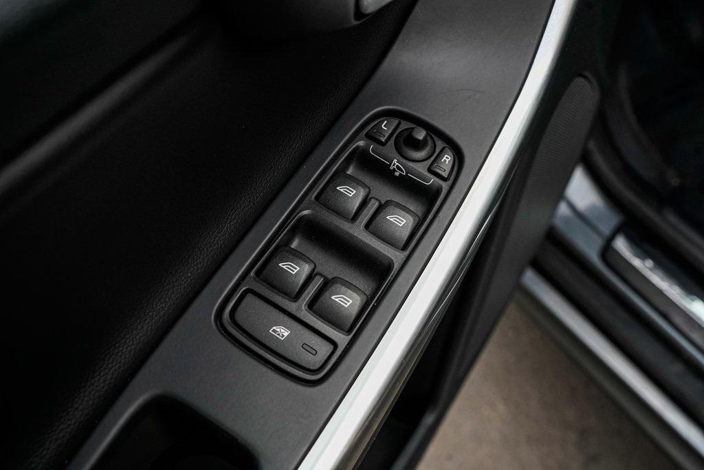 used 2016 Volvo XC60 car, priced at $10,995