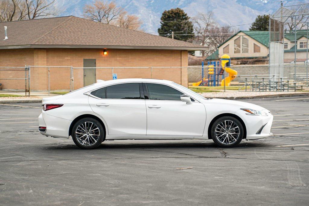 used 2022 Lexus ES 250 car, priced at $29,495