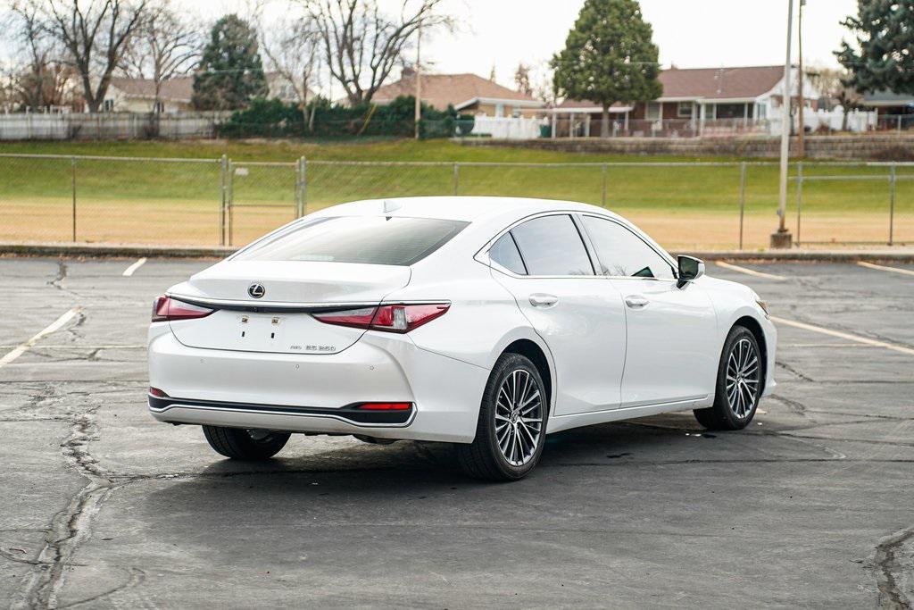 used 2022 Lexus ES 250 car, priced at $29,495