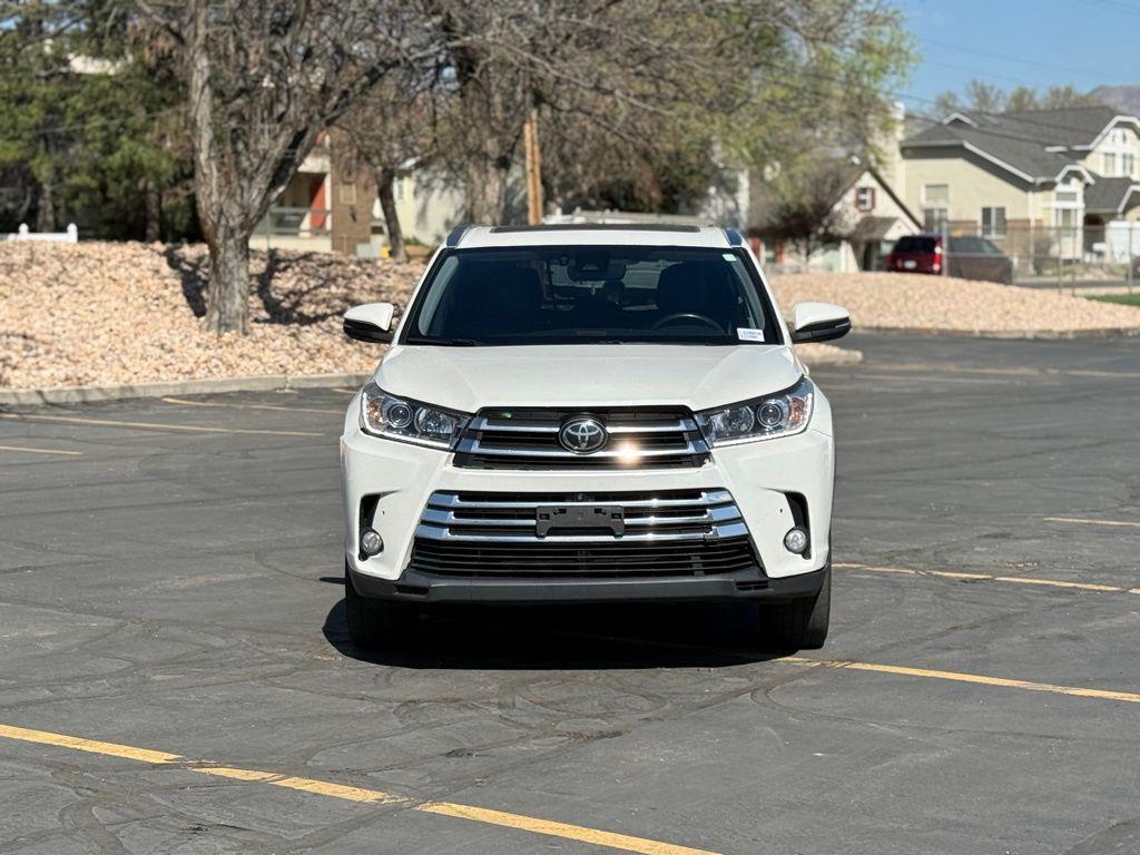 used 2018 Toyota Highlander car, priced at $22,995
