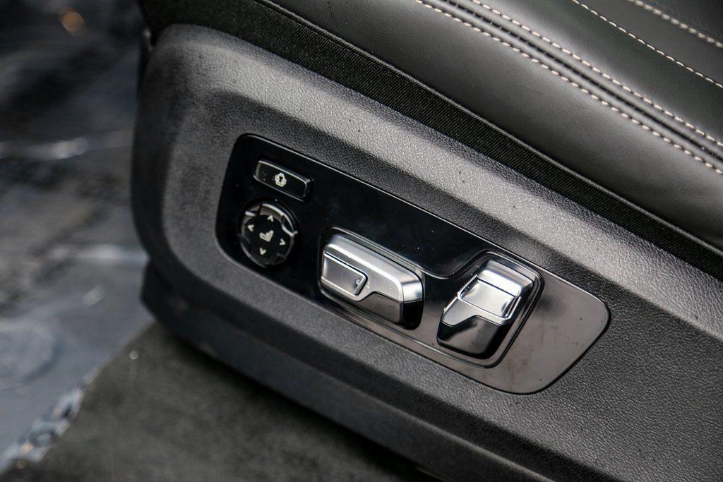 new 2026 BMW X7 car, priced at $108,025