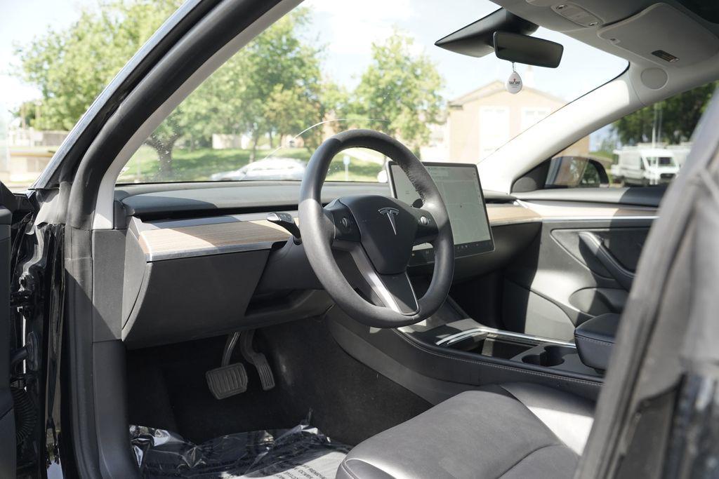 used 2021 Tesla Model 3 car, priced at $22,995