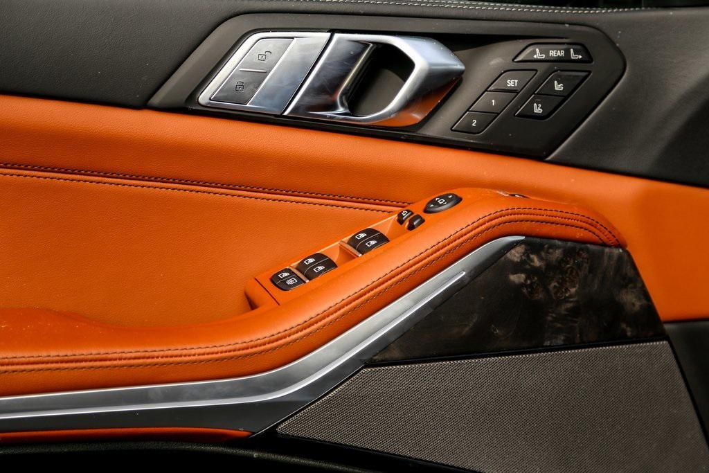 new 2026 BMW X7 car, priced at $105,365