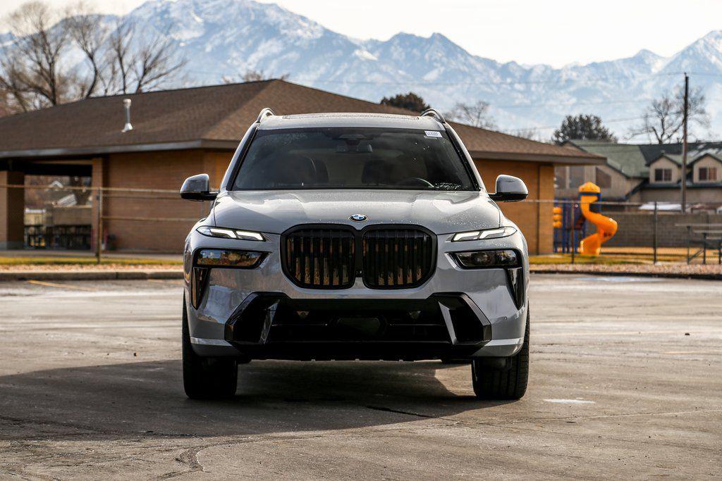 new 2026 BMW X7 car, priced at $105,365