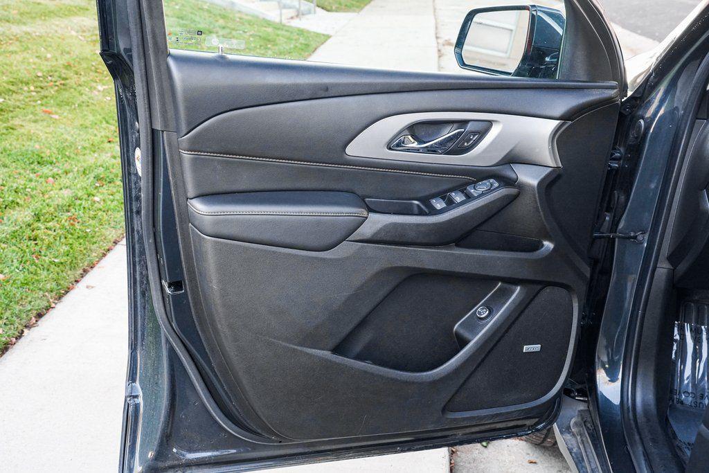 used 2019 Chevrolet Traverse car, priced at $13,995