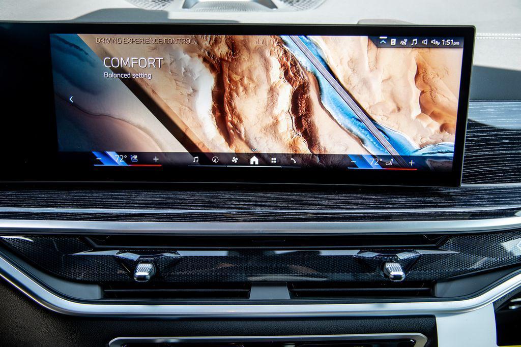 new 2026 BMW X7 car, priced at $107,830