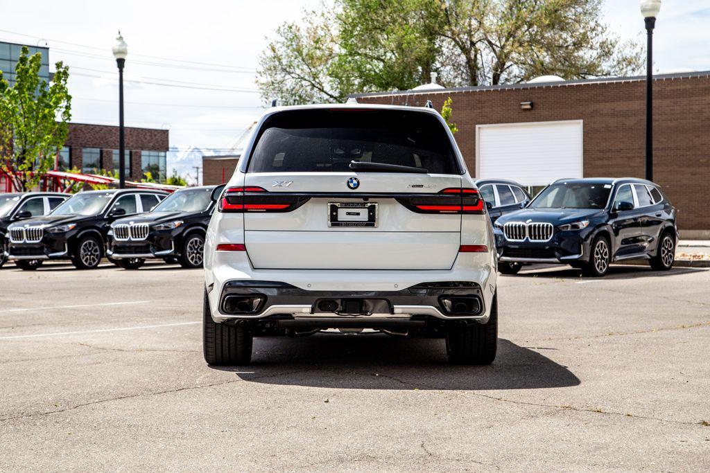 new 2026 BMW X7 car, priced at $107,830