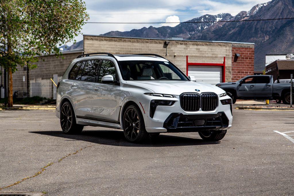new 2026 BMW X7 car, priced at $107,830