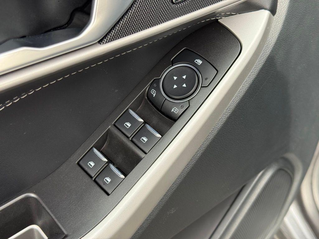 used 2023 Ford Explorer car, priced at $30,995