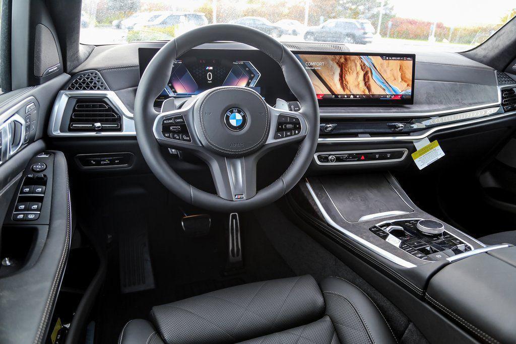 new 2026 BMW X7 car, priced at $100,115