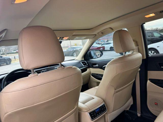 used 2016 Toyota Highlander Hybrid car, priced at $19,995