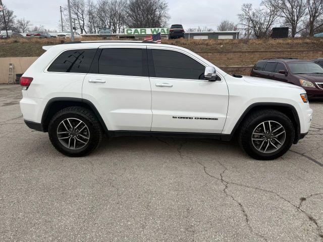 used 2022 Jeep Grand Cherokee WK car, priced at $20,995