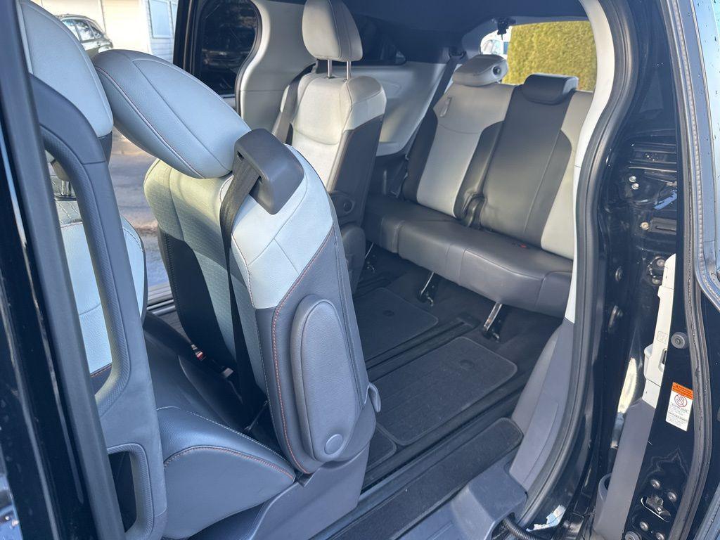 used 2021 Toyota Sienna car, priced at $40,950