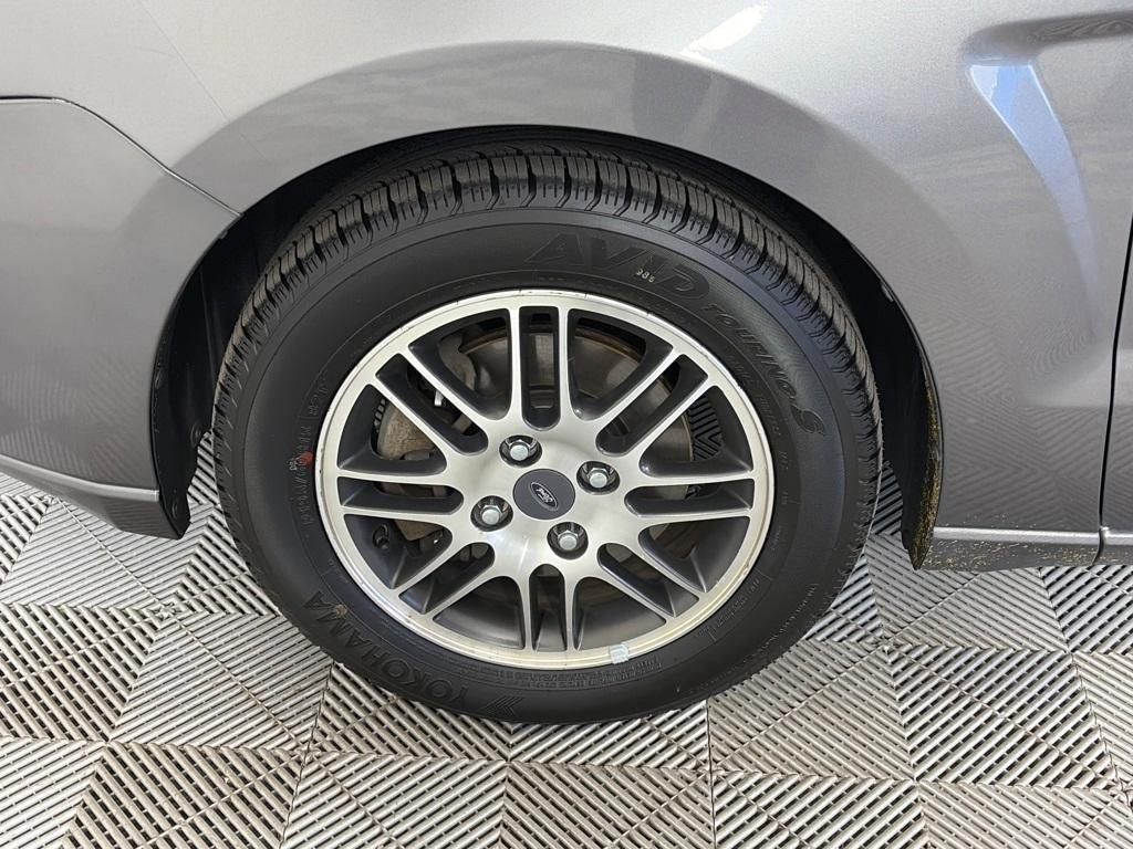 used 2010 Ford Focus car, priced at $4,991
