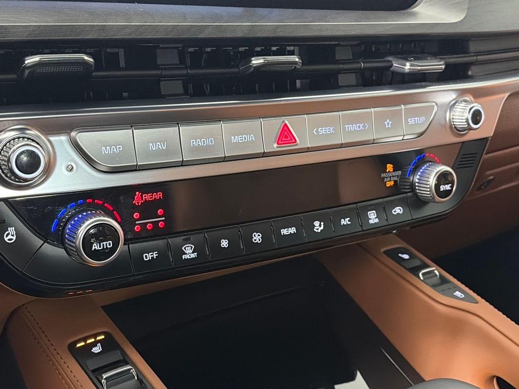 used 2025 Kia Telluride car, priced at $45,999