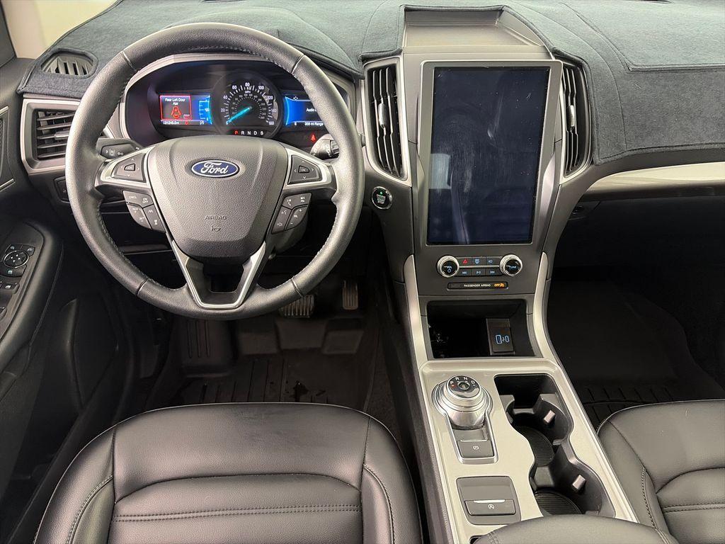 used 2024 Ford Edge car, priced at $25,999