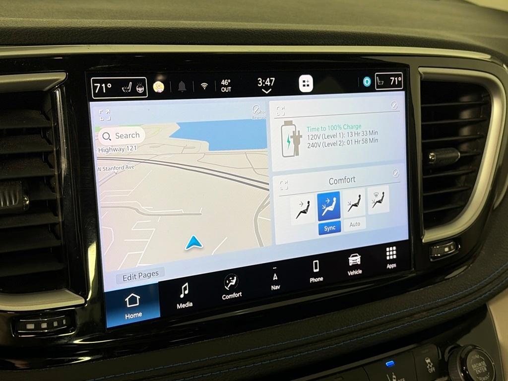 used 2021 Chrysler Pacifica Hybrid car, priced at $20,691