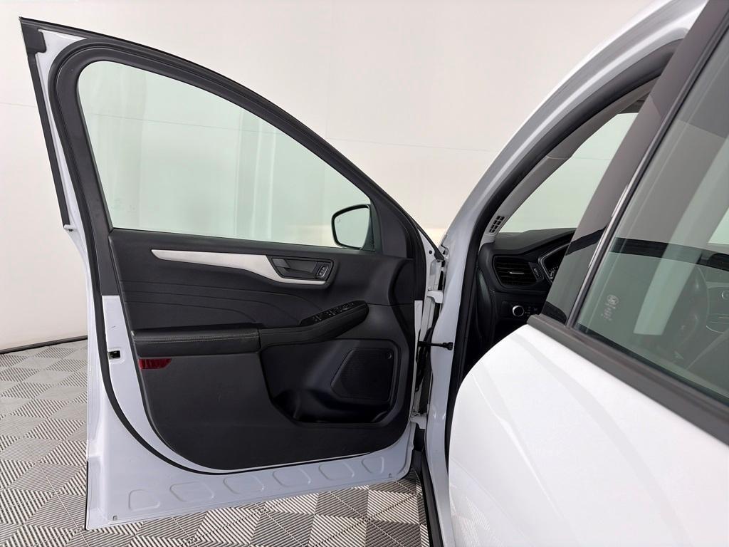 used 2022 Ford Escape car, priced at $16,991