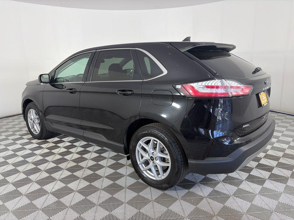 used 2024 Ford Edge car, priced at $22,399