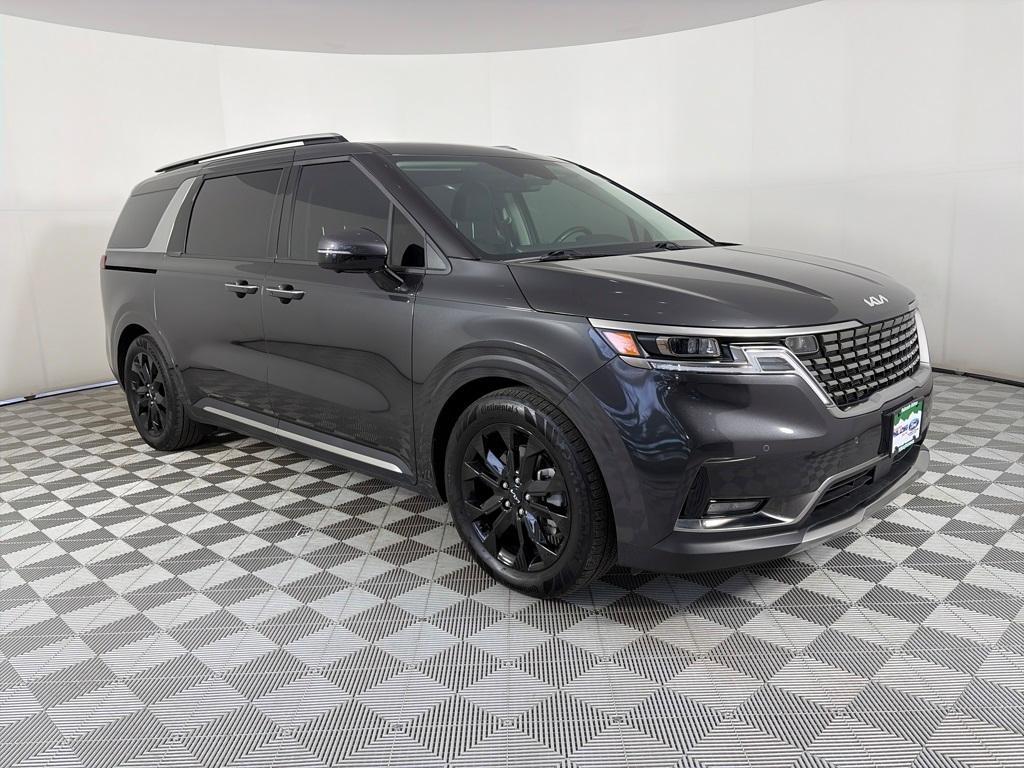 used 2024 Kia Carnival car, priced at $39,791