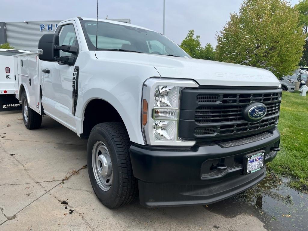 new 2025 Ford F-250 car