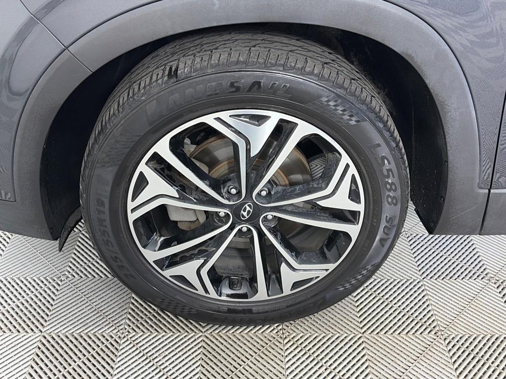 used 2020 Hyundai Santa Fe car, priced at $19,991