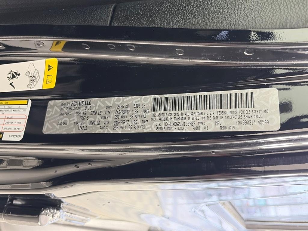 used 2020 Jeep Wrangler Unlimited car, priced at $24,492