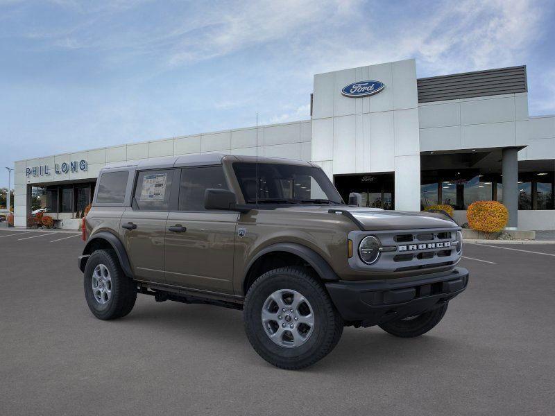 new 2025 Ford Bronco car, priced at $46,430