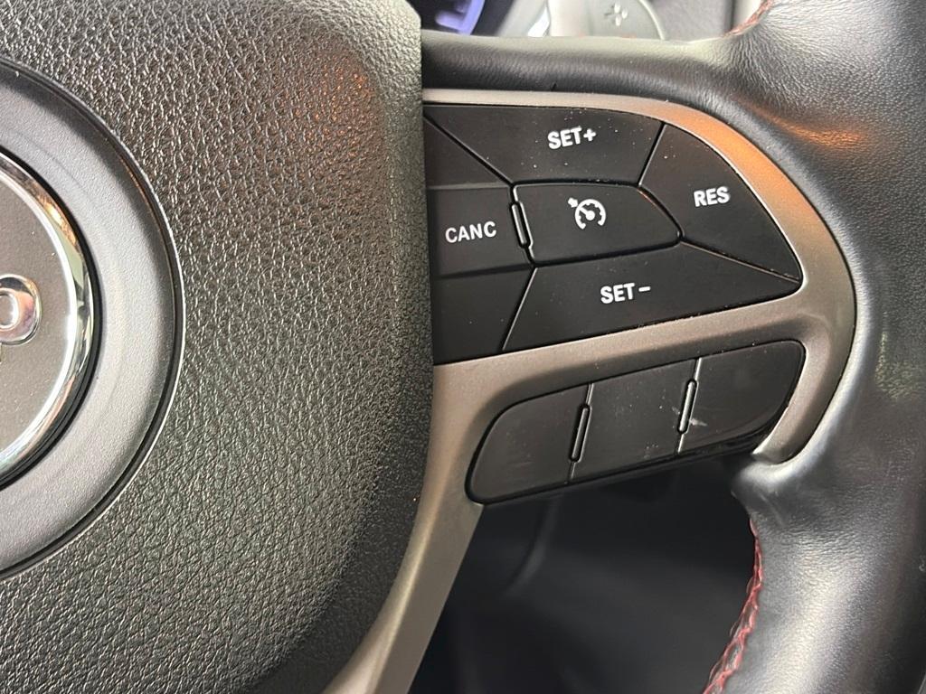 used 2017 Jeep Grand Cherokee car, priced at $15,992