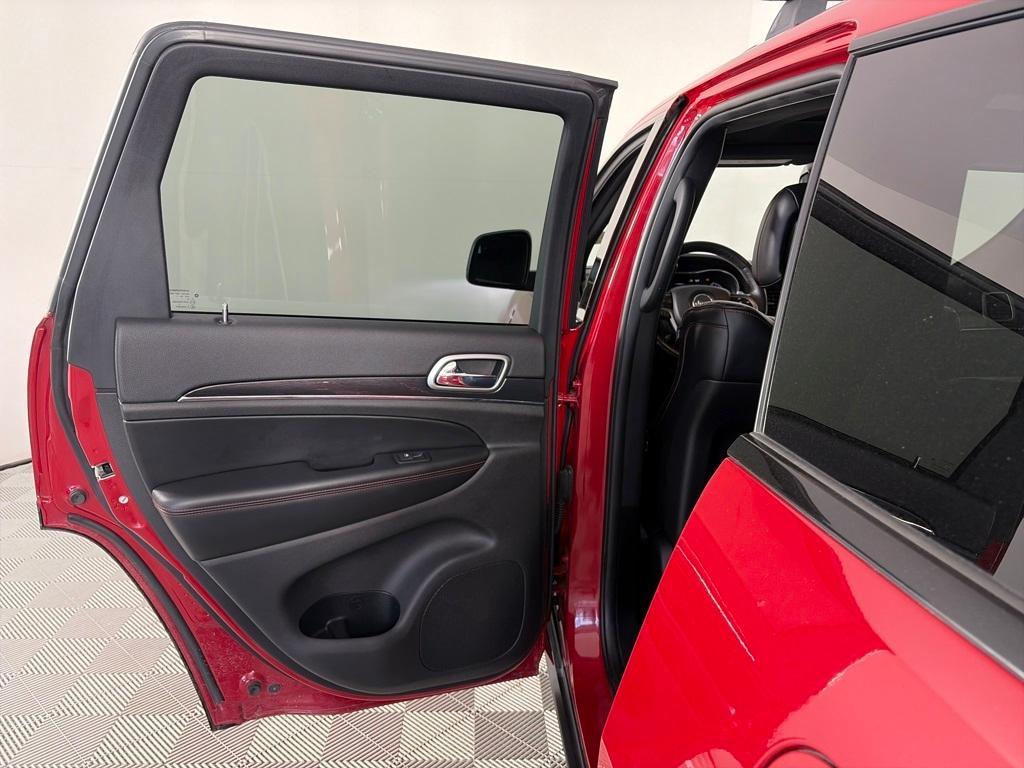 used 2017 Jeep Grand Cherokee car, priced at $15,992