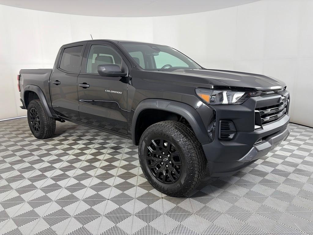used 2024 Chevrolet Colorado car