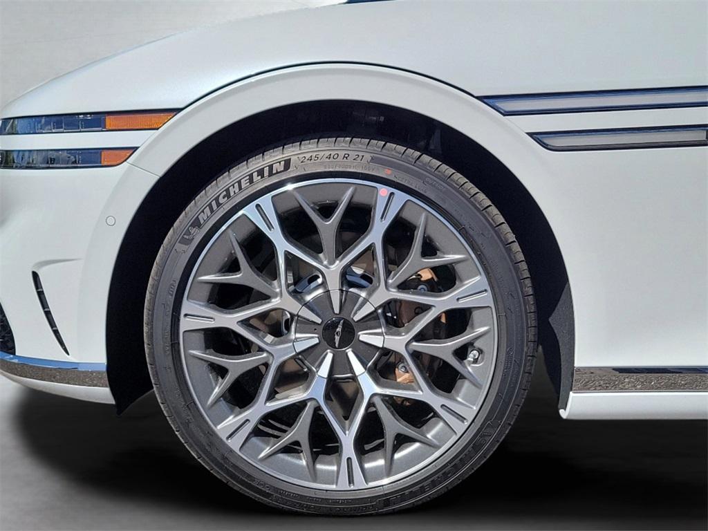 new 2026 Genesis G90 car, priced at $105,440