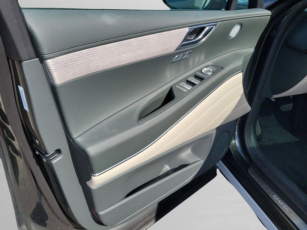new 2026 Genesis GV80 car, priced at $68,762