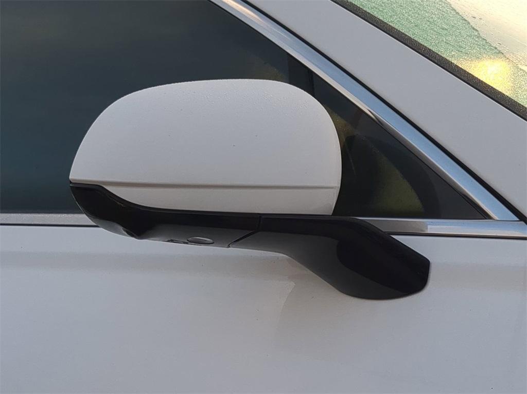 new 2025 Genesis GV80 car, priced at $81,250