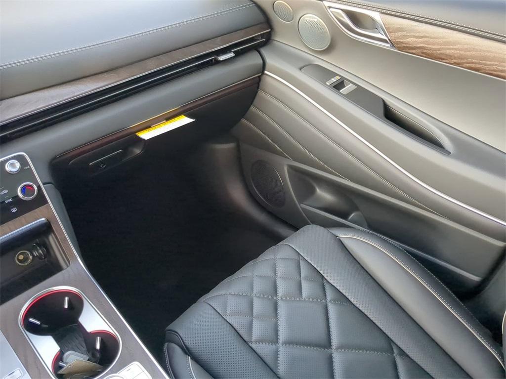 new 2025 Genesis GV80 car, priced at $81,250