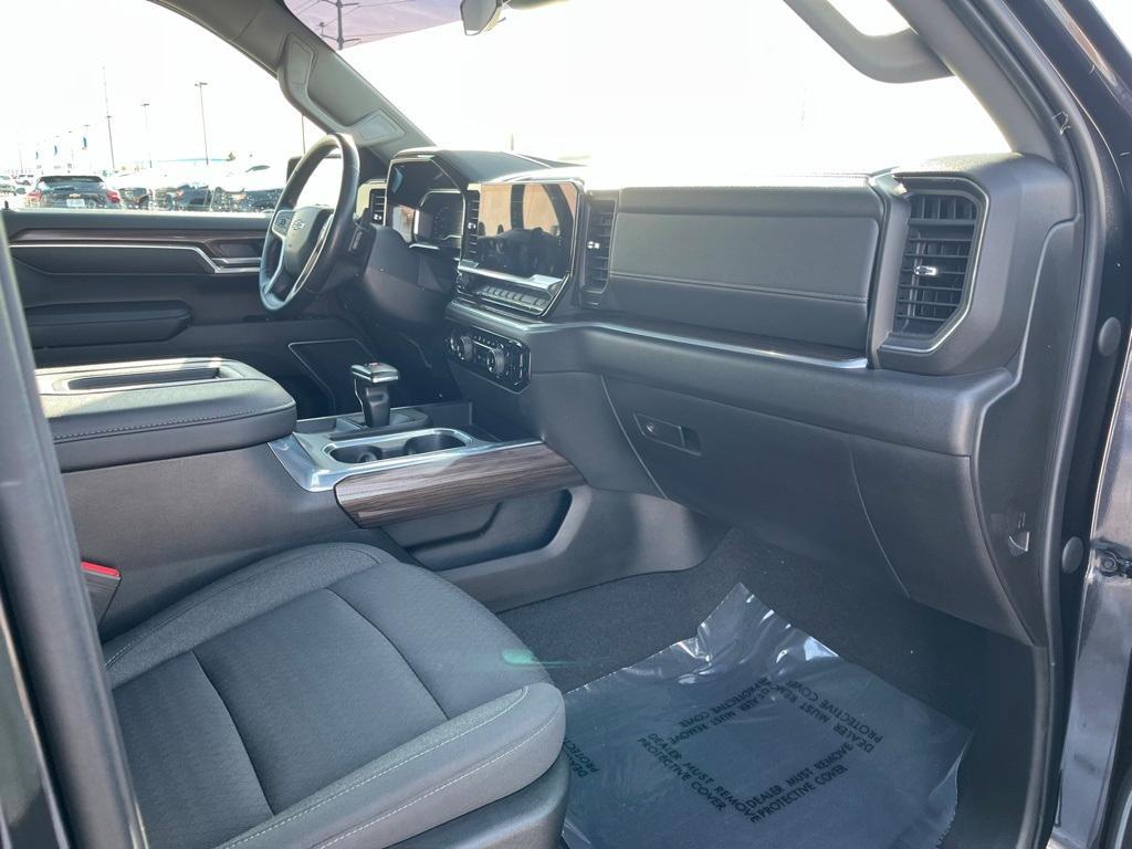 used 2022 Chevrolet Silverado 1500 car, priced at $41,999