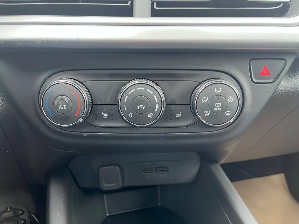 new 2026 Chevrolet Trax car, priced at $25,280