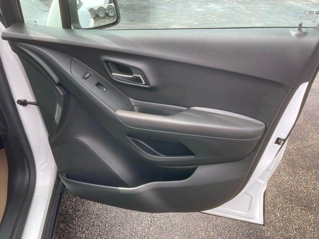 used 2020 Chevrolet Trax car, priced at $16,309